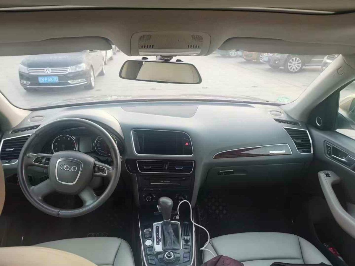 奧迪 奧迪Q5  2013款 Q5 3.0TFSI 45TFSI Quattro 運(yùn)動(dòng)型圖片