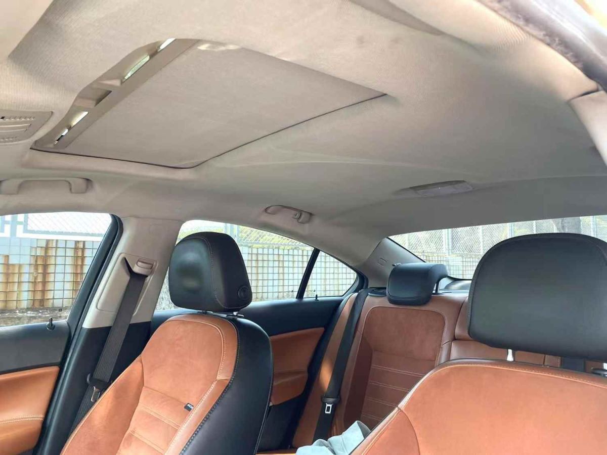 別克 君威  2015款 1.6T 領(lǐng)先技術(shù)型圖片