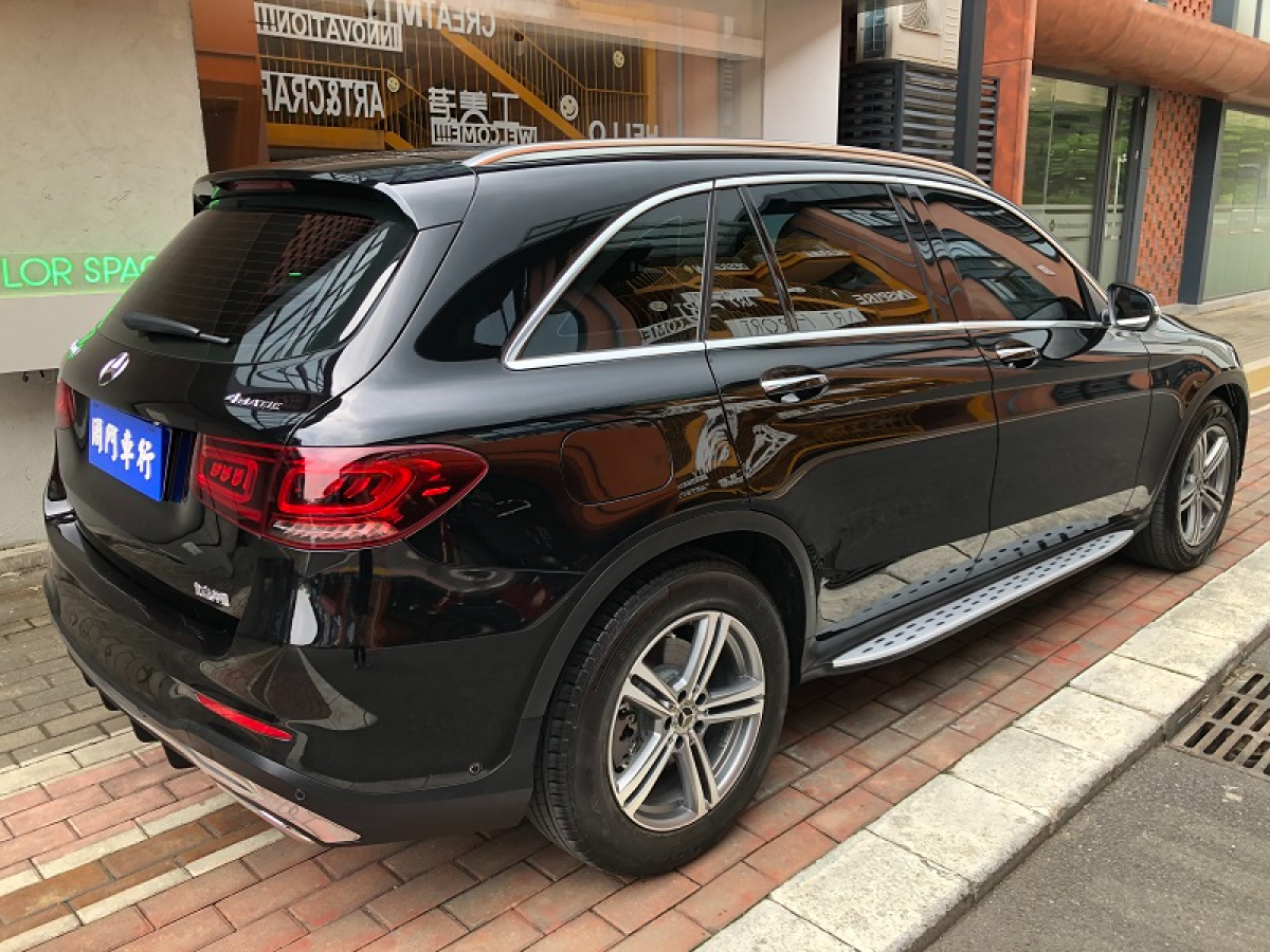 2019年12月奔驰 奔驰GLC  2020款 GLC 260 L 4MATIC 豪华型