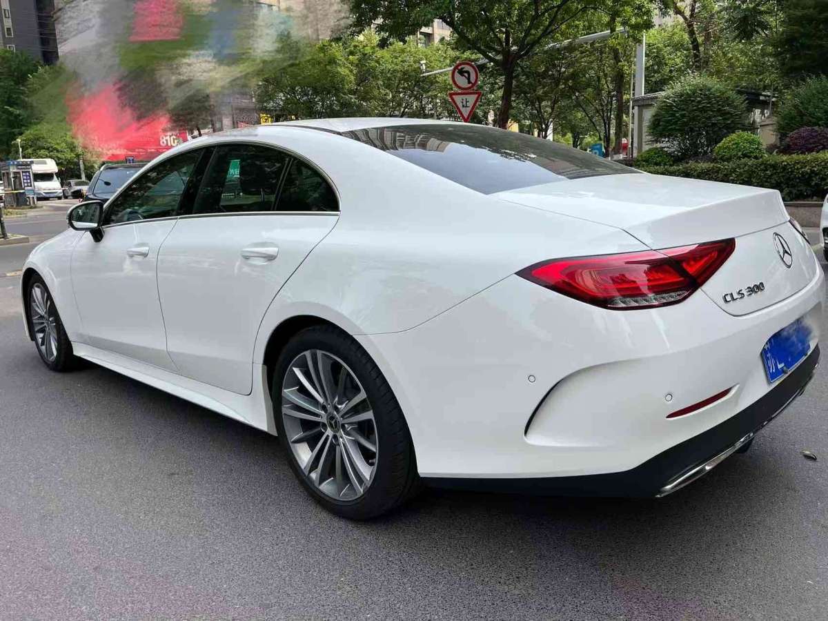 奔馳 奔馳CLS級(jí)  2023款 改款 CLS 300 動(dòng)感型圖片