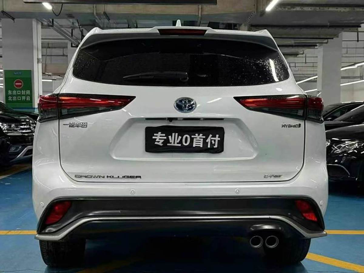 豐田 皇冠陸放  2023款 2.5L HEV四驅(qū)豪華版圖片