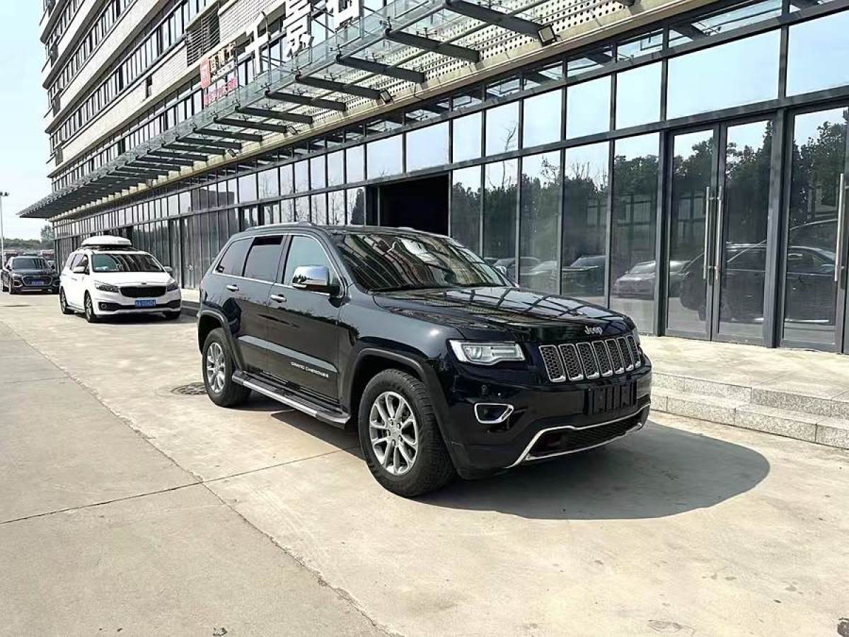 Jeep 大切諾基  2015款 3.0TD 柴油 精英導(dǎo)航版圖片