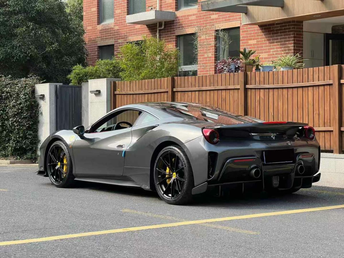 法拉利 F8 Tributo  2019款  3.9T V8圖片