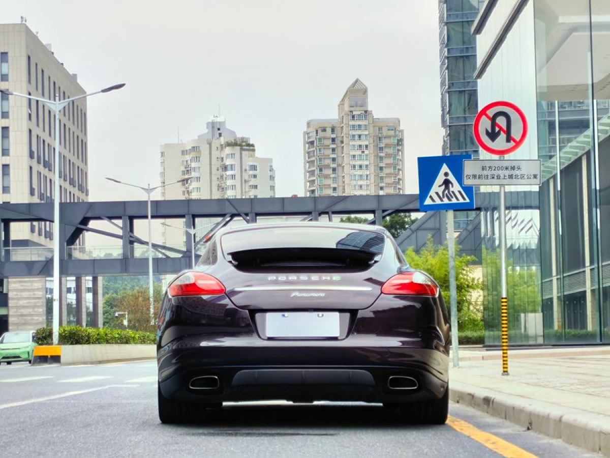 2013年3月保時(shí)捷 Panamera  2013款 Panamera Platinum Edition 3.6L