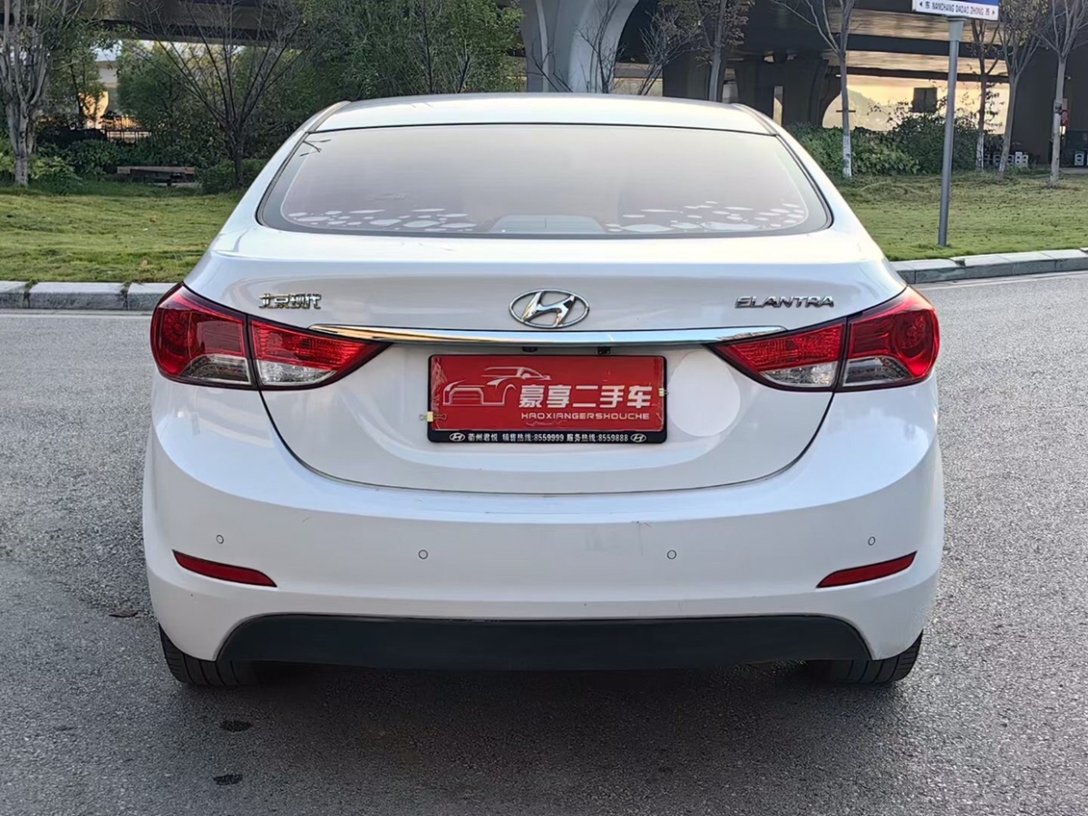 現(xiàn)代 朗動  2015款 1.6L 自動領先型圖片