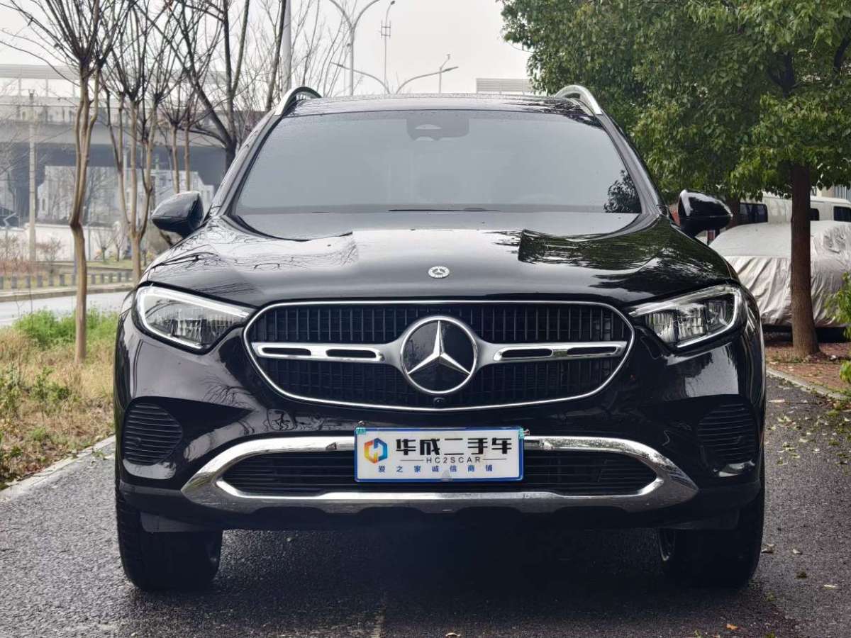 奔馳 奔馳GLC  2023款 改款 GLC 260 L 4MATIC 動(dòng)感型 5座圖片