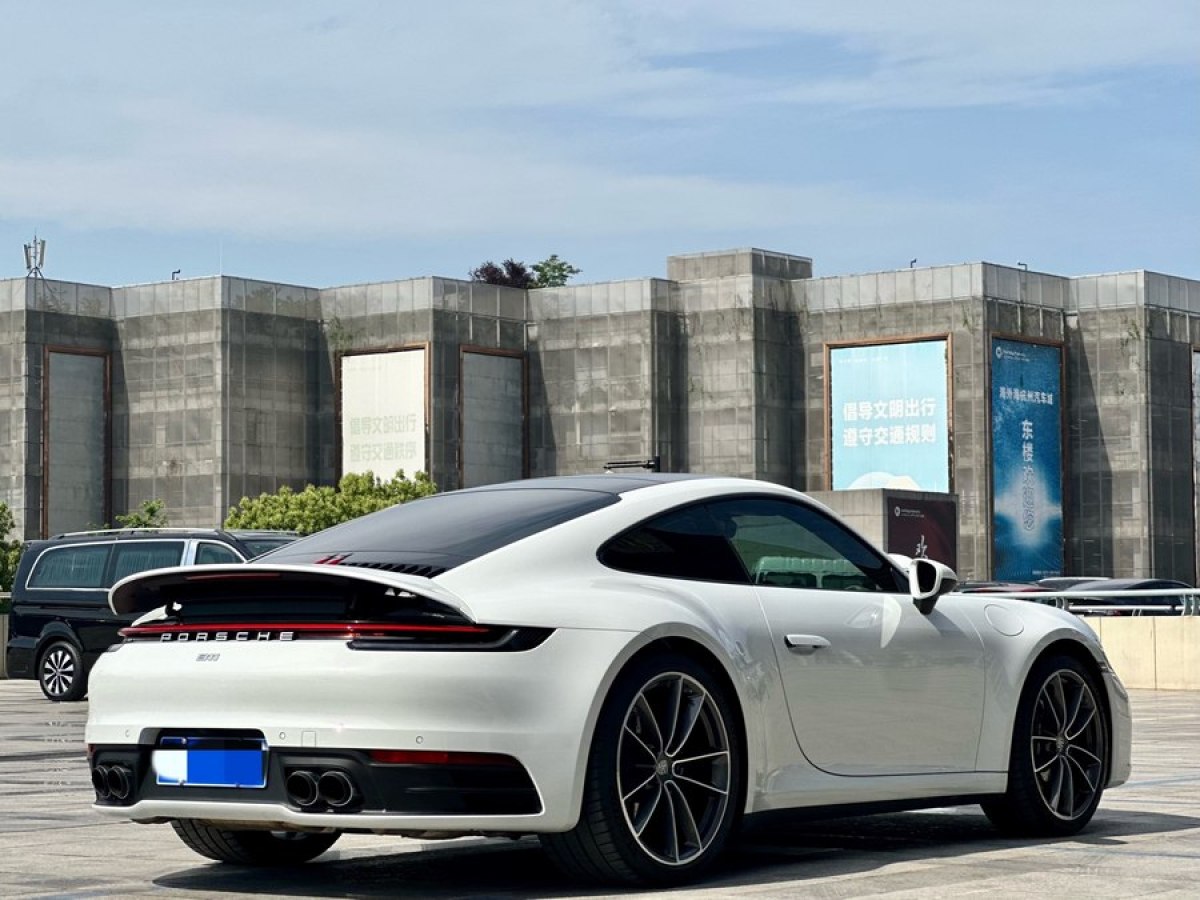 保时捷 911  2023款 Carrera 3.0T图片