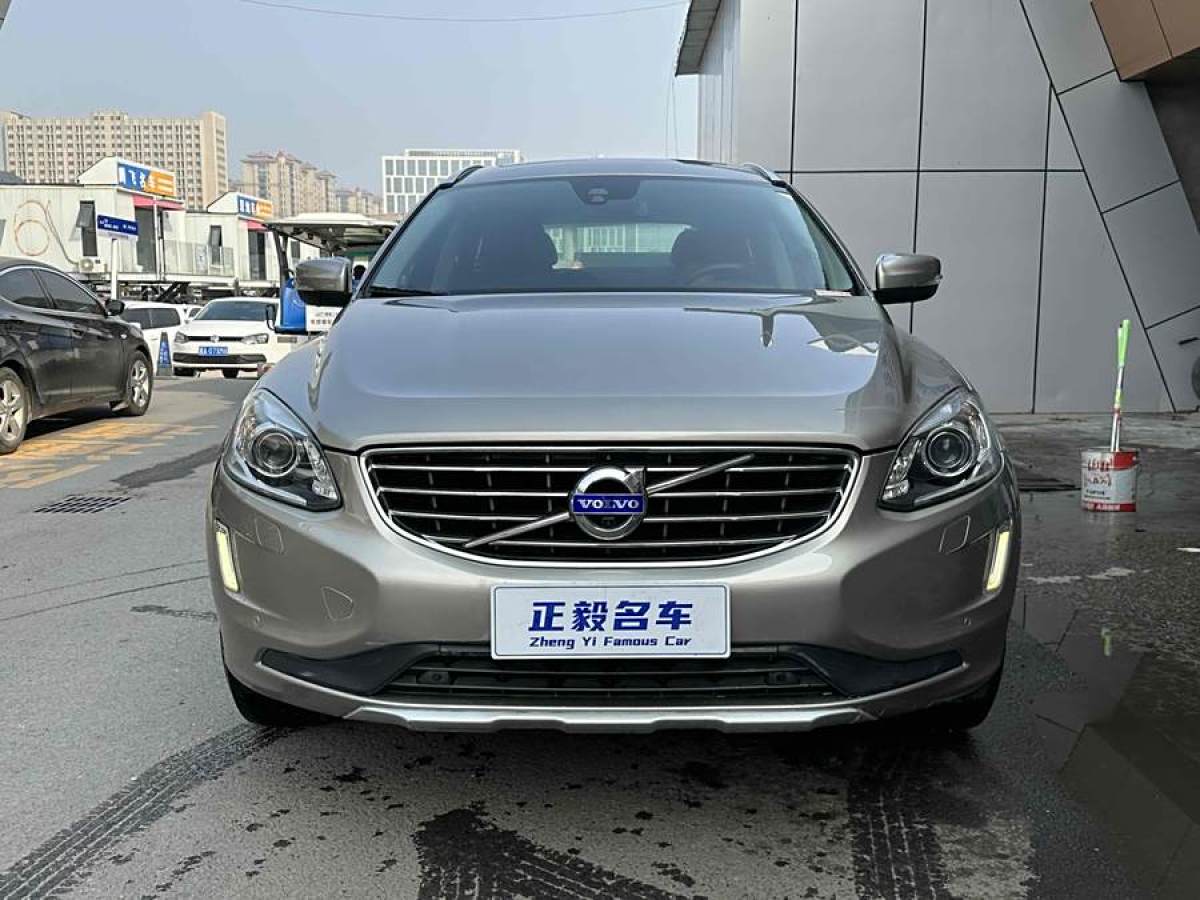 沃爾沃 XC60  2016款 T5 智進(jìn)版圖片