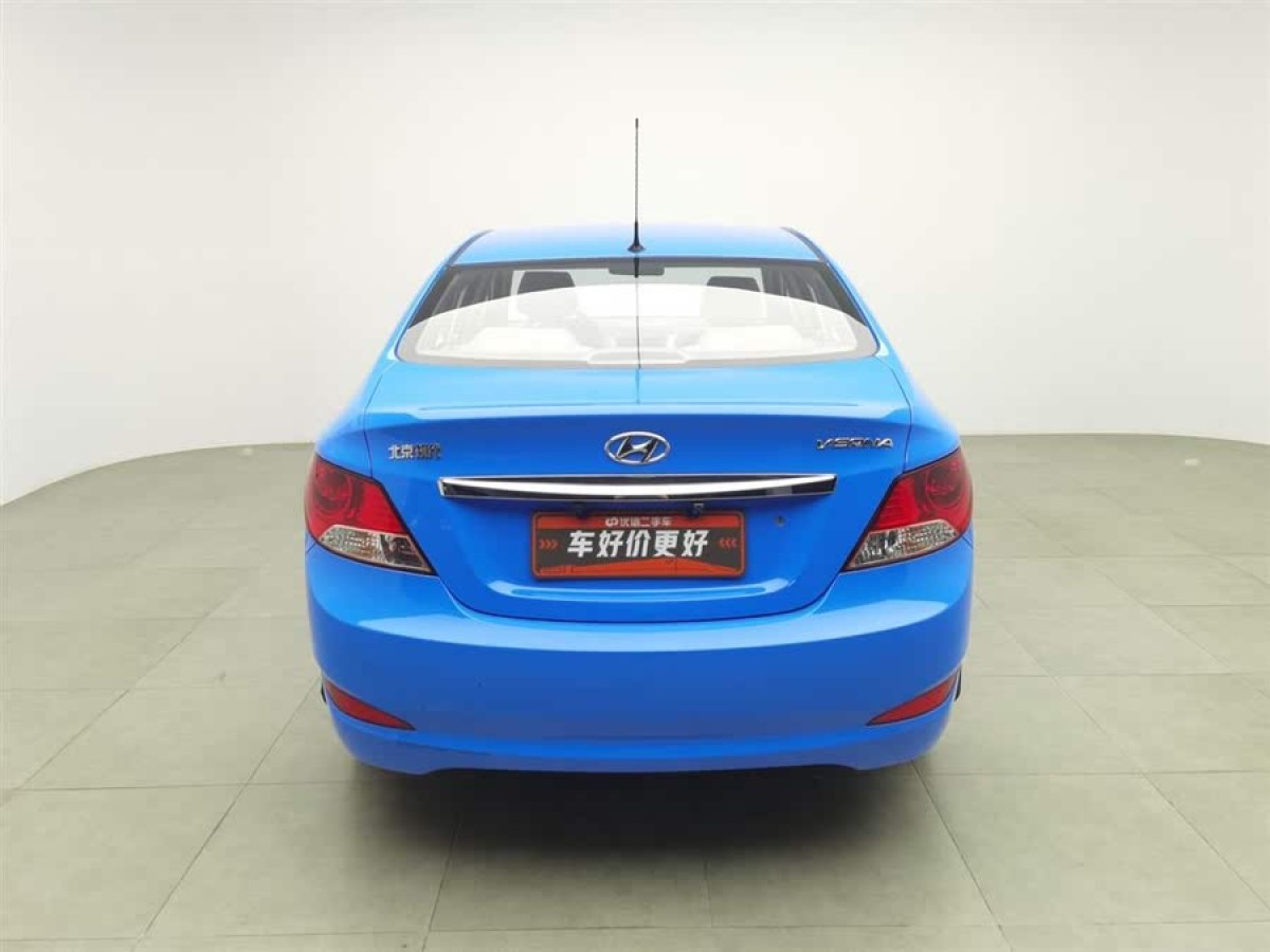 現(xiàn)代 瑞納  2010款 三廂 1.4L 手動舒適型GS圖片
