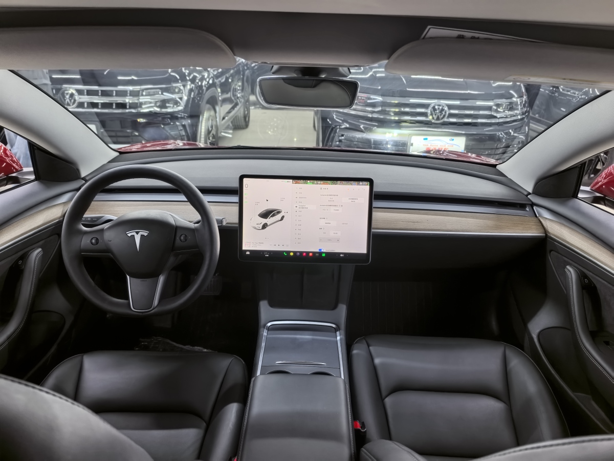 特斯拉 Model 3  2022款 后輪驅(qū)動版圖片