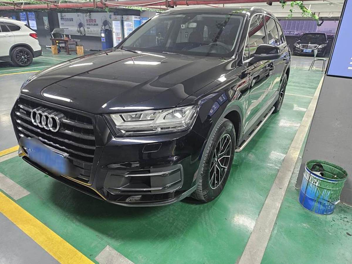 奧迪 奧迪Q7  2016款 45 TFSI S line運(yùn)動(dòng)型圖片