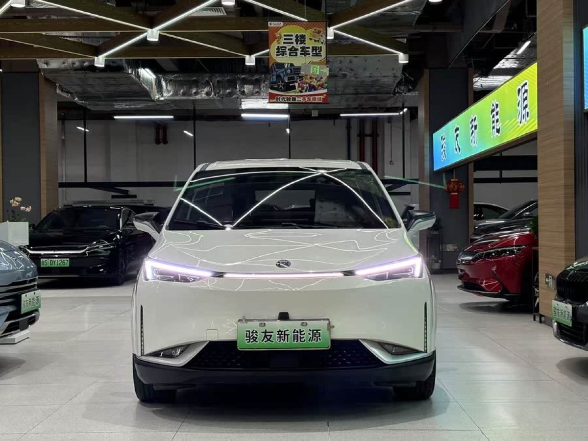 合創(chuàng) 合創(chuàng)Z03  2022款 510km 潮享版 135kW 64.23kWh圖片
