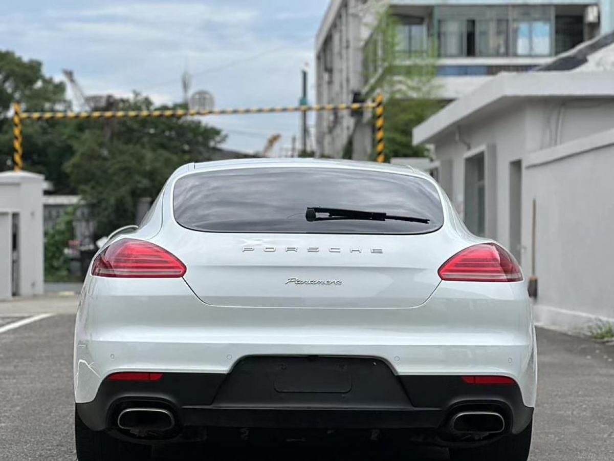 保時(shí)捷 Panamera  2014款 Panamera 3.0T圖片