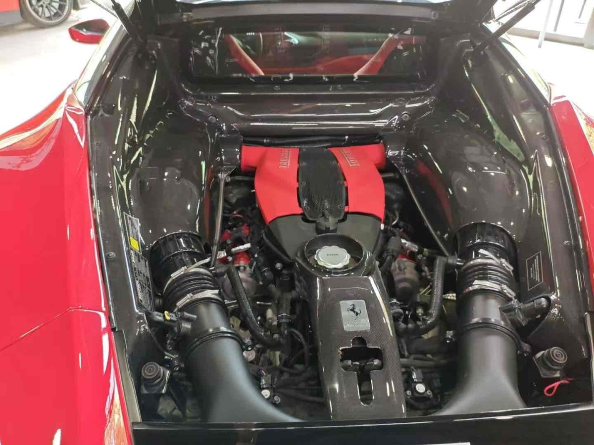 法拉利 F8 Tributo  2019款  3.9T V8圖片