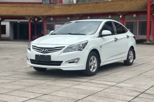 瑞納 現(xiàn)代 1.4L 自動(dòng)智能型GLS