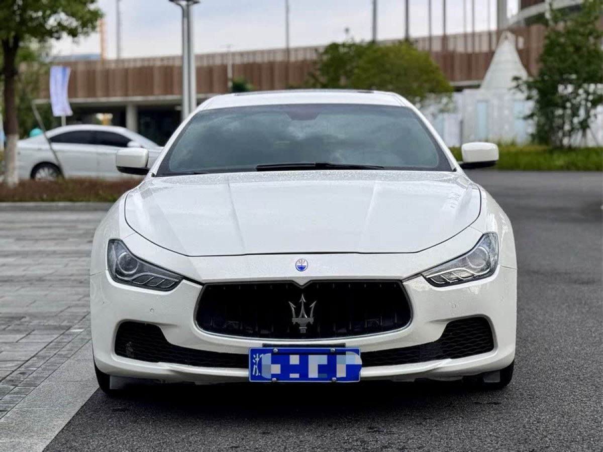 瑪莎拉蒂 Ghibli  2014款 3.0T 標(biāo)準(zhǔn)版圖片