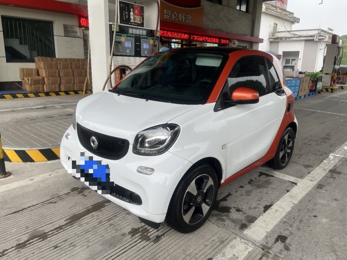 smart forfour  2018款 1.0L 52千瓦激情版圖片