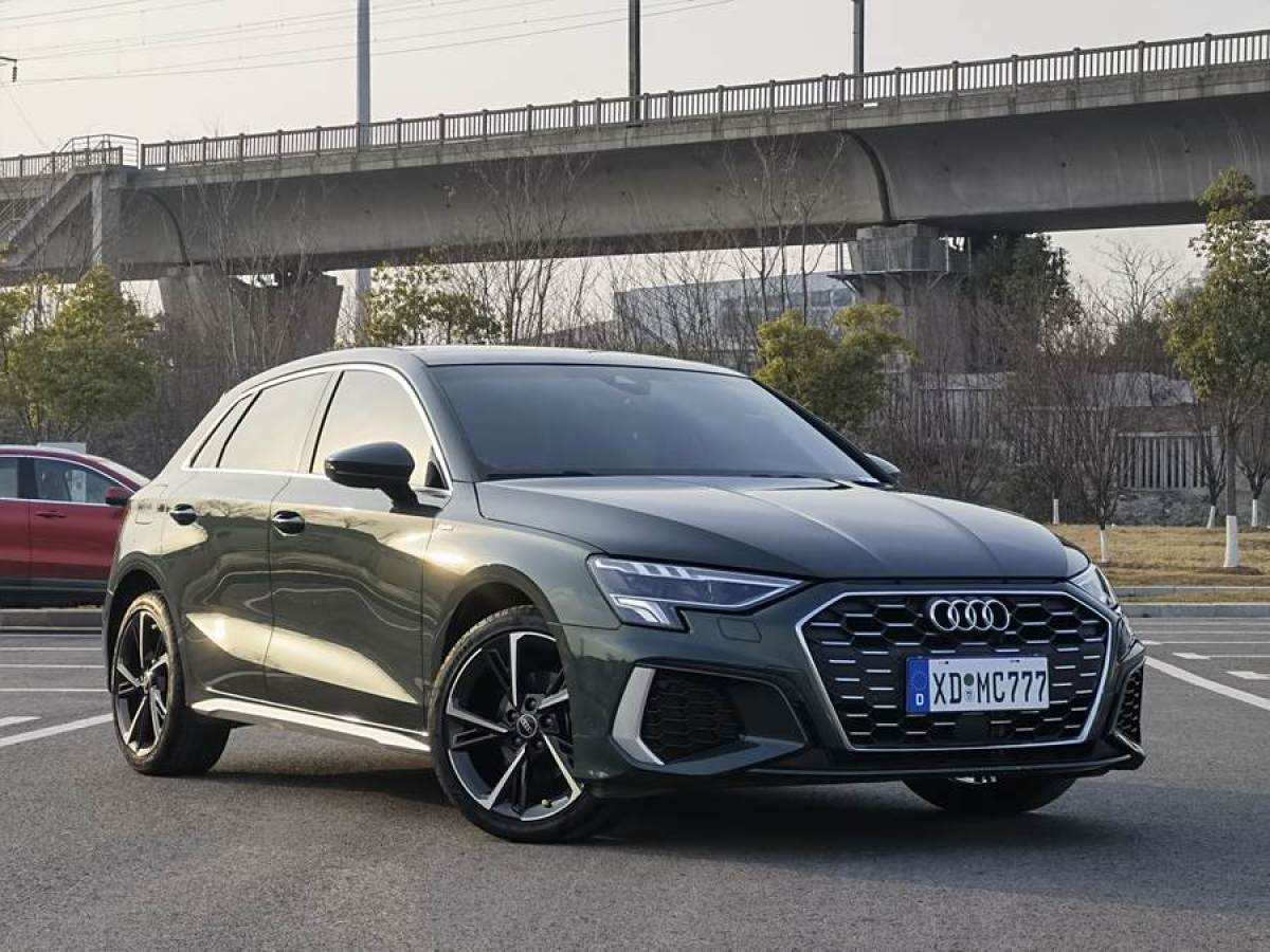 奧迪 奧迪A3  2023款 改款 Sportback 35 TFSI 時(shí)尚運(yùn)動(dòng)型圖片