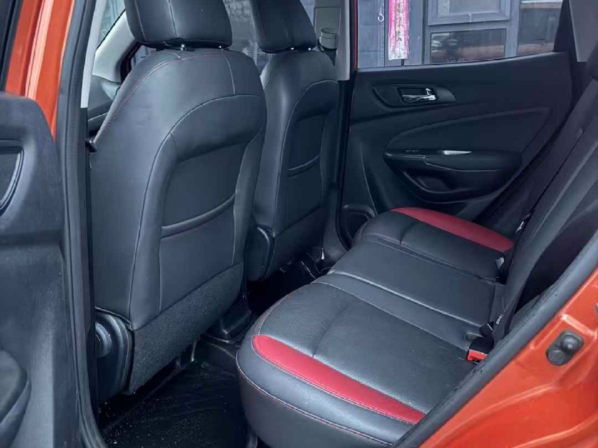 長安 CS15  2016款 1.5L 手動尊貴版圖片