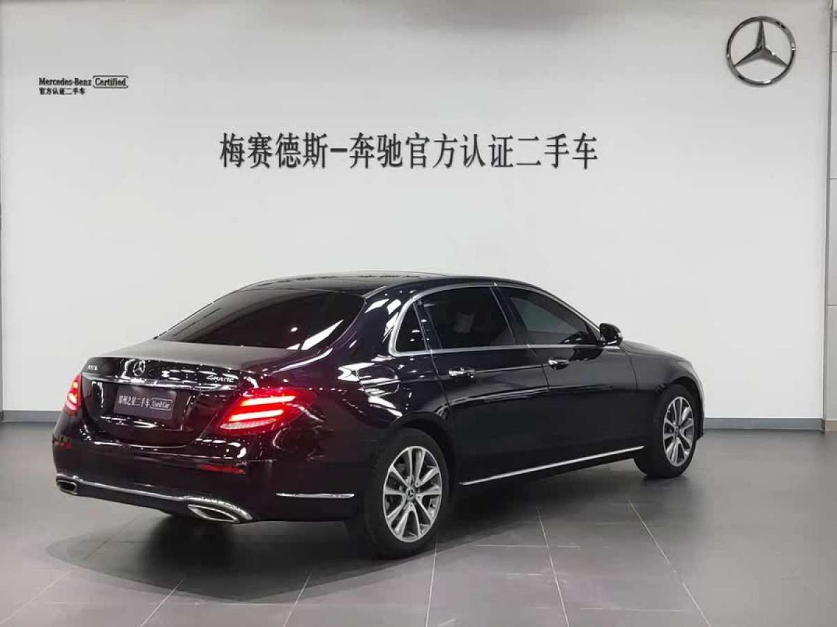 奔馳 奔馳E級  2019款 改款 E 300 L 豪華型圖片