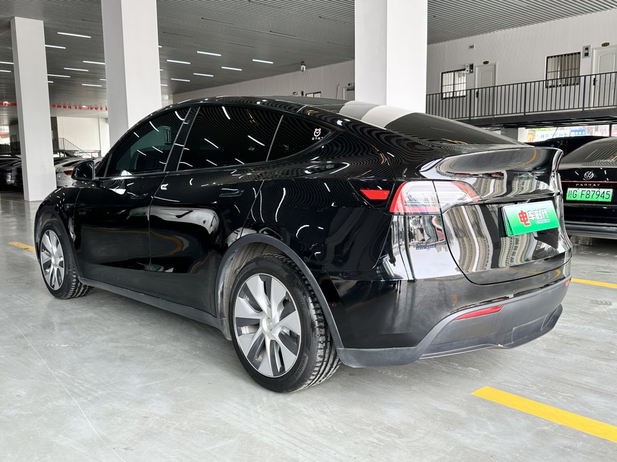特斯拉 Model Y  2022款 改款 后輪驅(qū)動版圖片