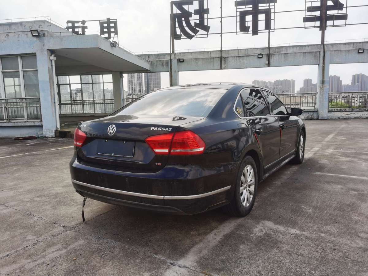 大眾 帕薩特  2011款 1.8TSI DSG尊榮版圖片