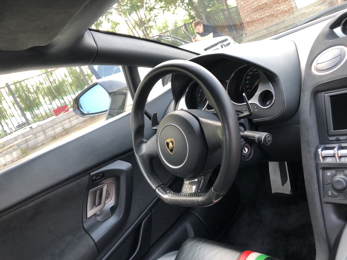 蘭博基尼 Gallardo  2011款 LP 550-2 Tricolore圖片