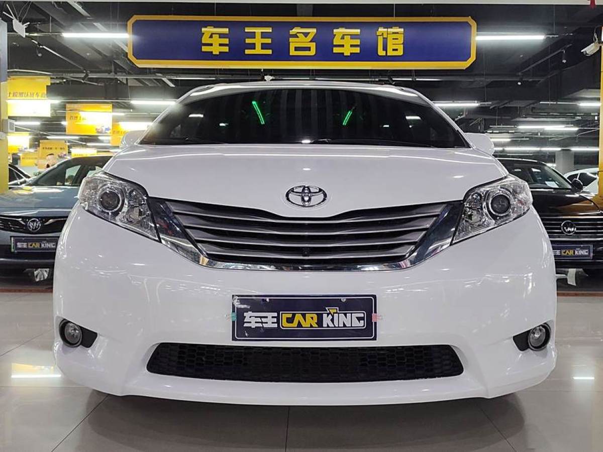 豐田 塞納  2015款 3.5L 兩驅(qū)LE圖片