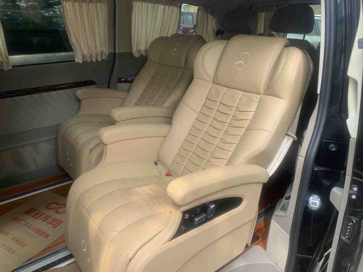 奔驰 唯雅诺  2013款 3.0L 舒适版图片