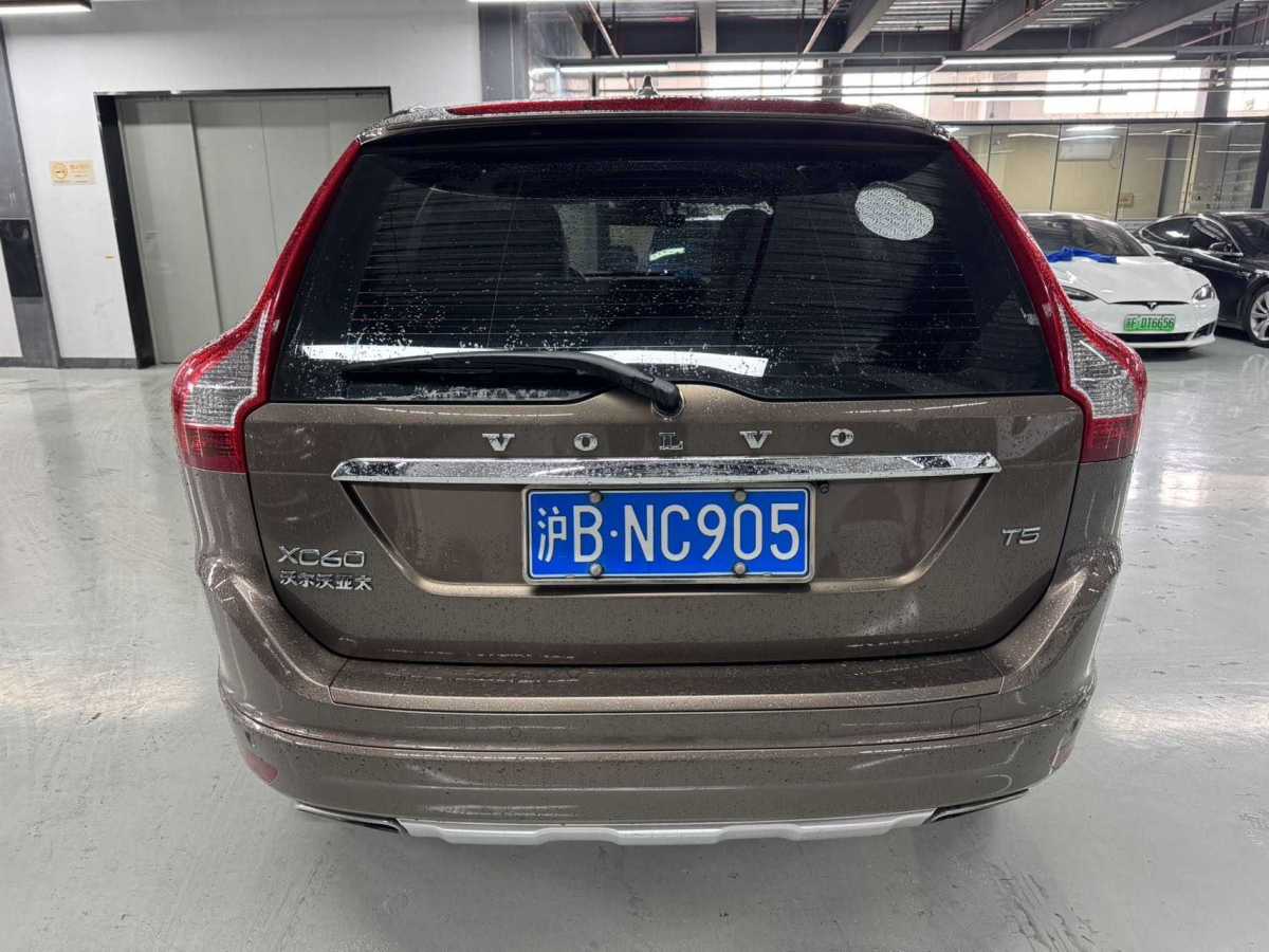 沃爾沃 XC60  2015款 T5 智進版圖片