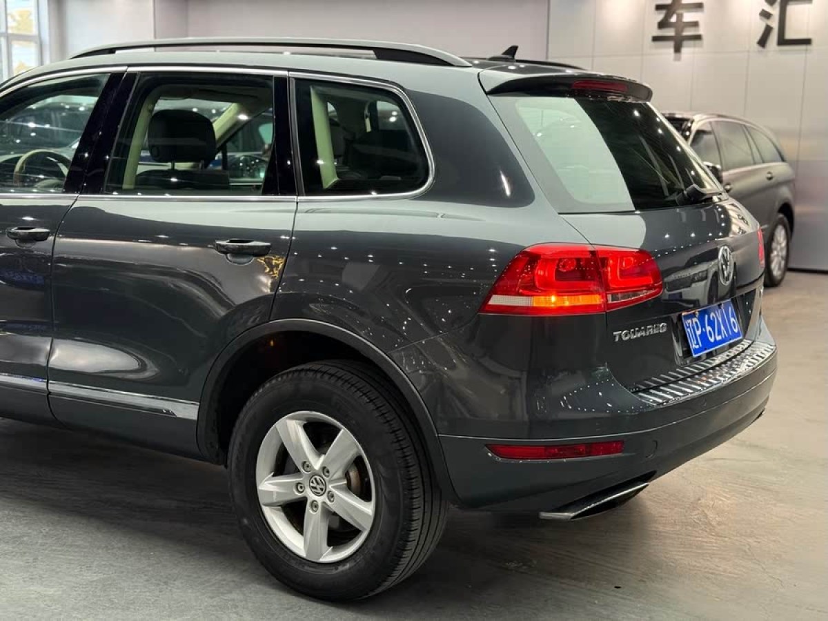 大眾 途銳  2011款 3.0TSI 豪華型圖片