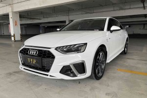奧迪A4L 奧迪 40 TFSI 時(shí)尚動(dòng)感型