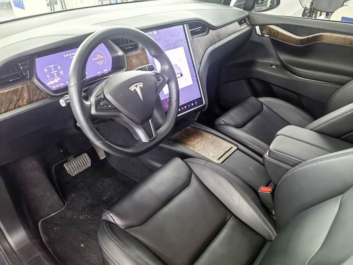 2021年7月特斯拉 Model X  2020款 長續(xù)航升級版