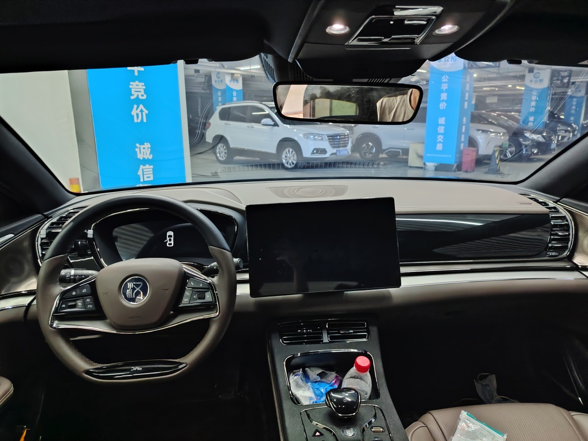 比亞迪 漢  2020款 EV 超長續(xù)航版豪華型圖片