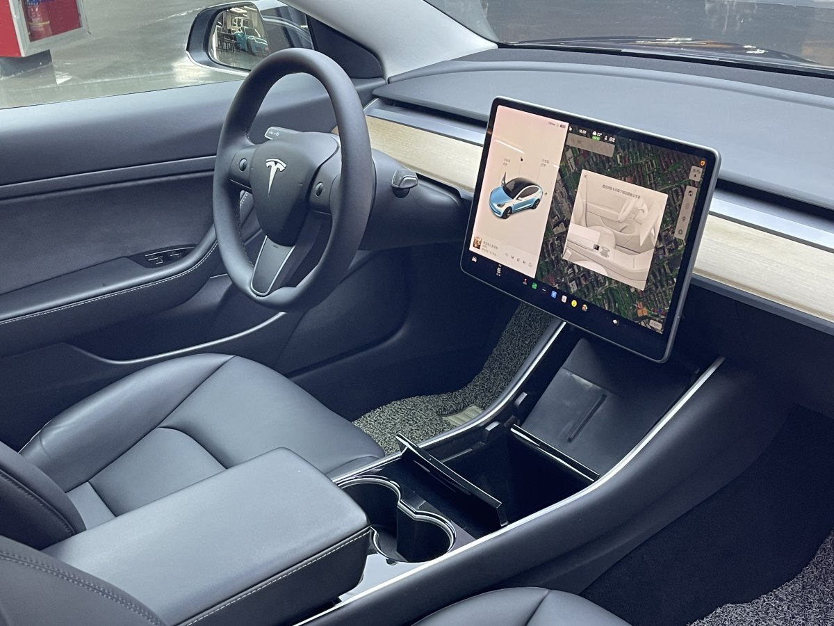 特斯拉 Model 3  2019款 標準續(xù)航后驅(qū)升級版圖片