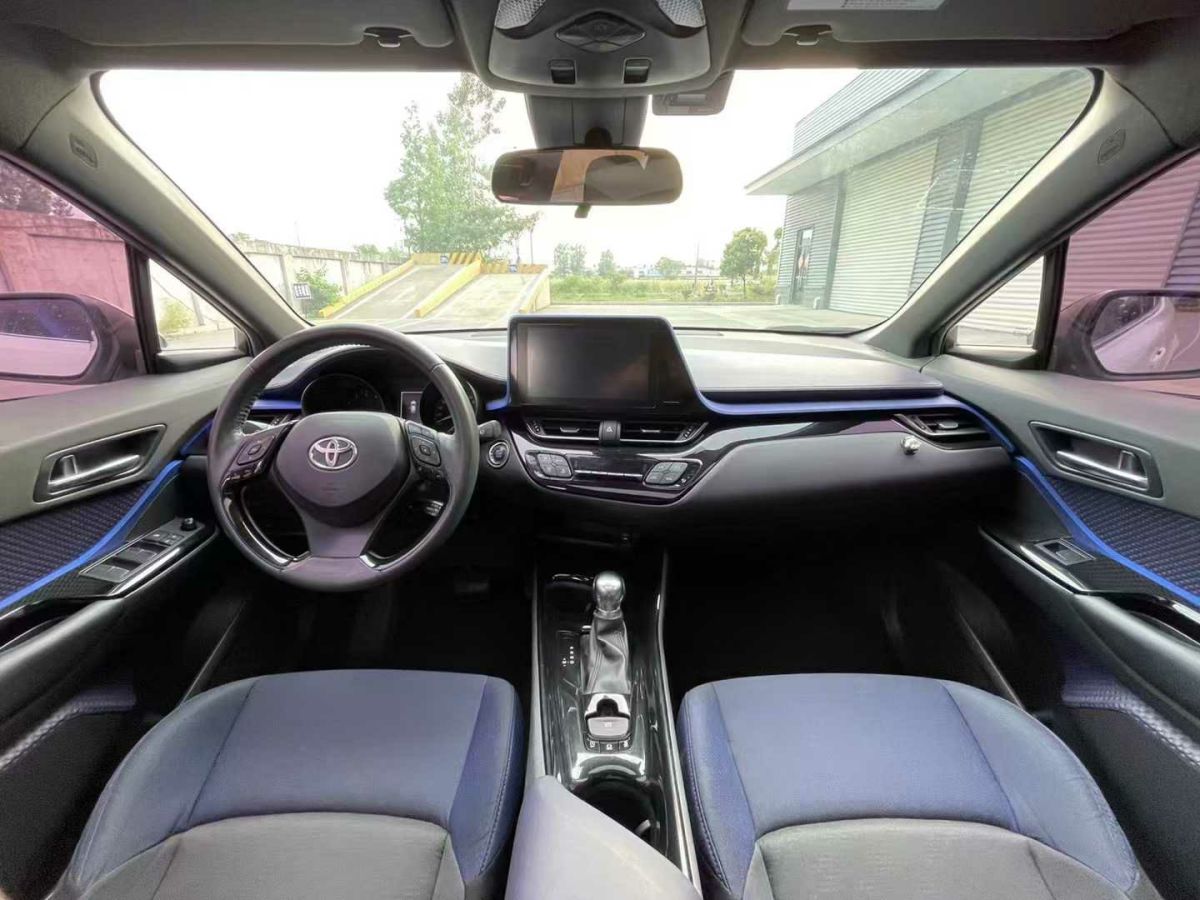 豐田 C-HR  2018款 2.0L 旗艦天窗版 國V圖片