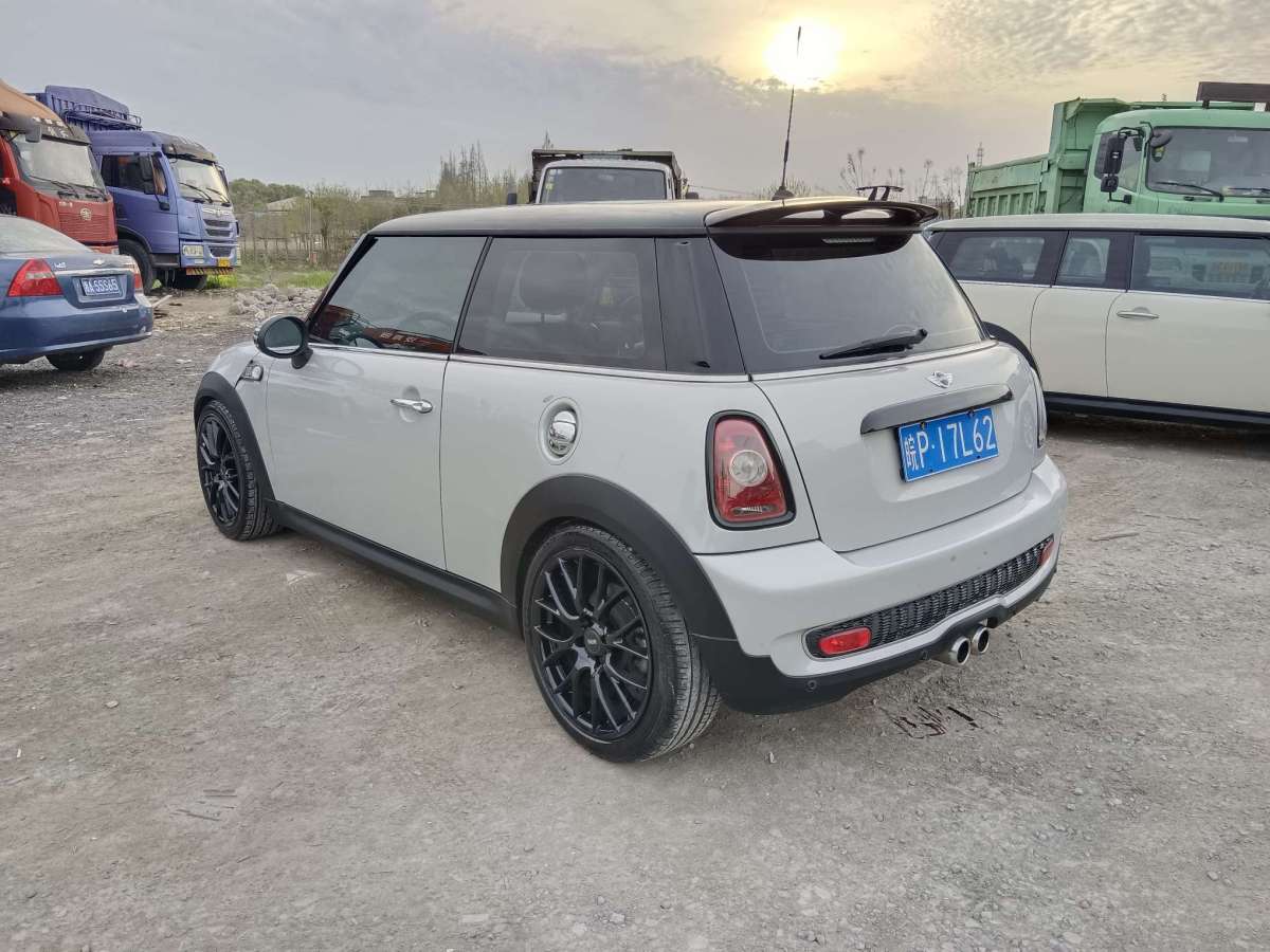 2010年6月MINI MINI  2010款 1.6T COOPER S 50 Camden