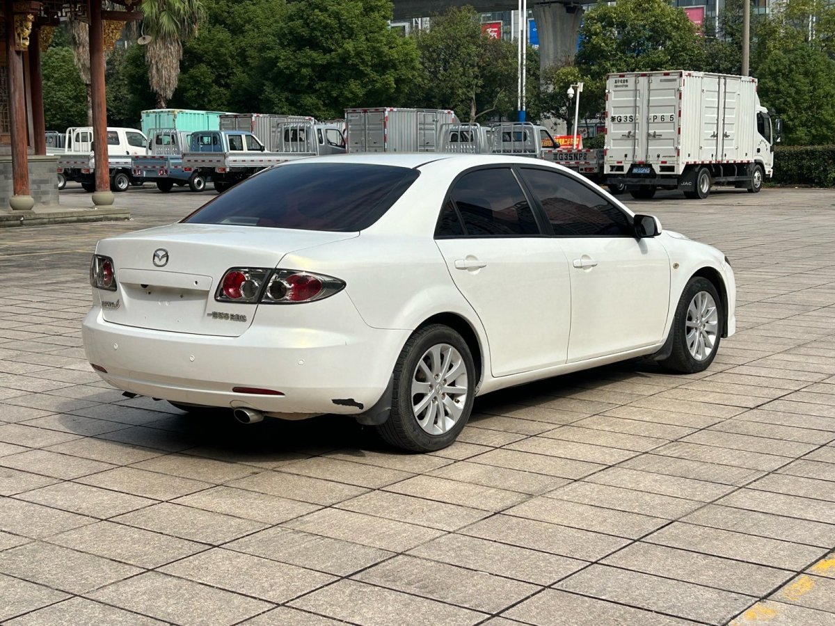 馬自達(dá) 馬自達(dá)6  2011款 2.0L 自動時尚型圖片