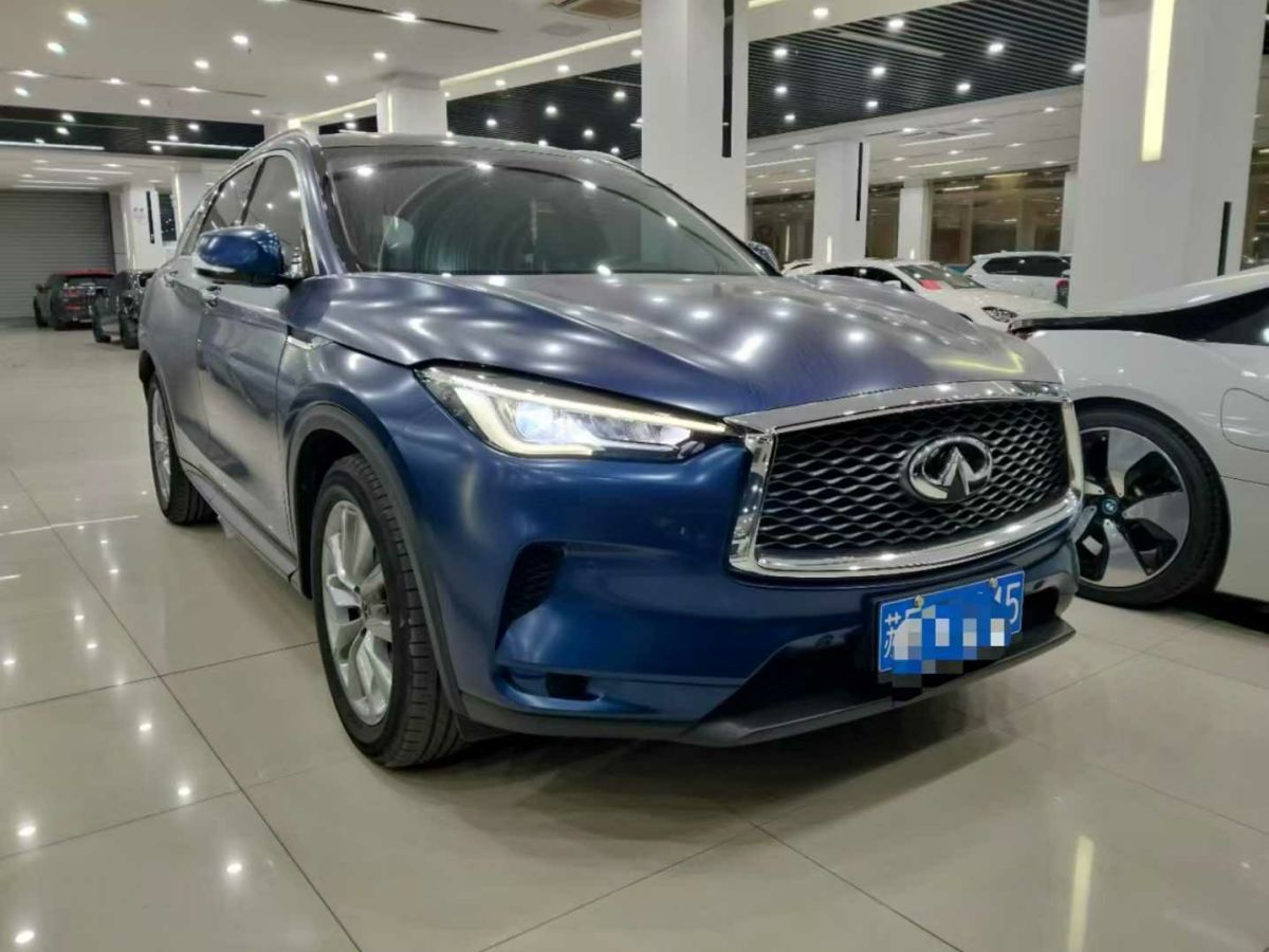 英菲尼迪 Q50L  2021款 2.0T 豪華運動版圖片