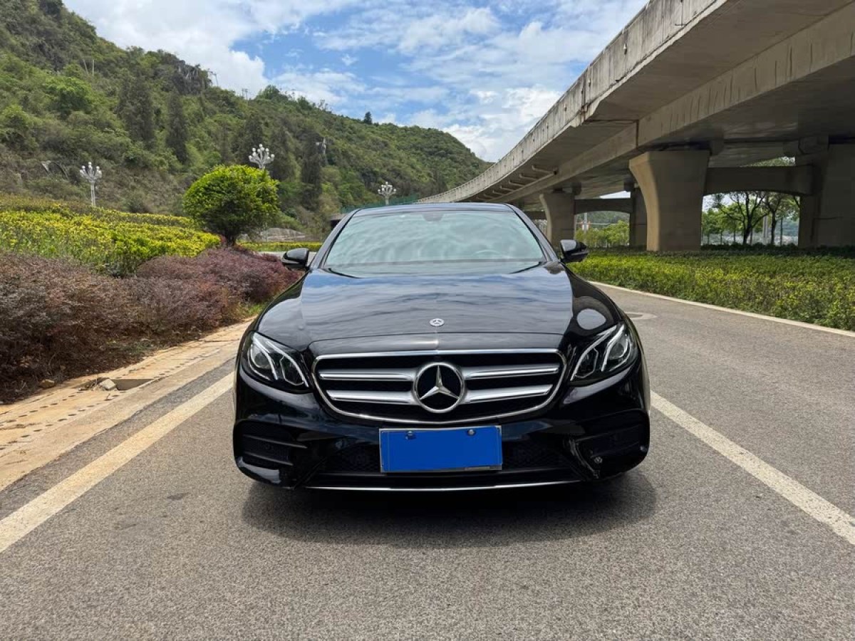 奔馳 奔馳E級  2019款 改款 E 300 L 運動時尚型圖片