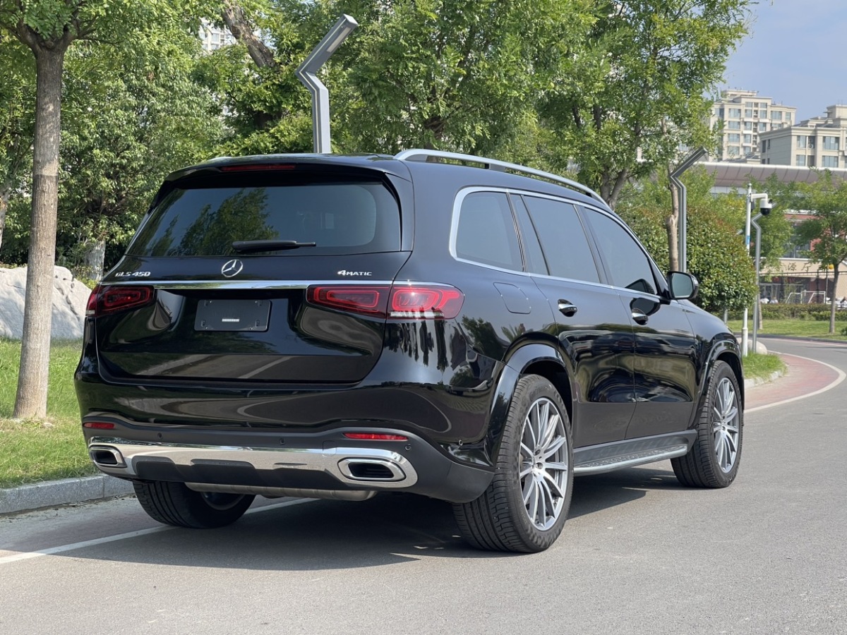 奔馳 奔馳GLS  2023款 改款 GLS 450 4MATIC 豪華型圖片