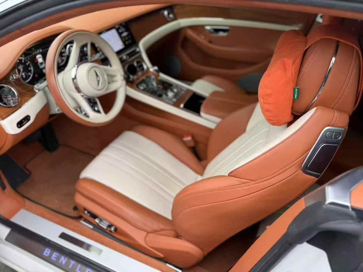 賓利 歐陸  2021款 6.0T GT W12 Mulliner圖片