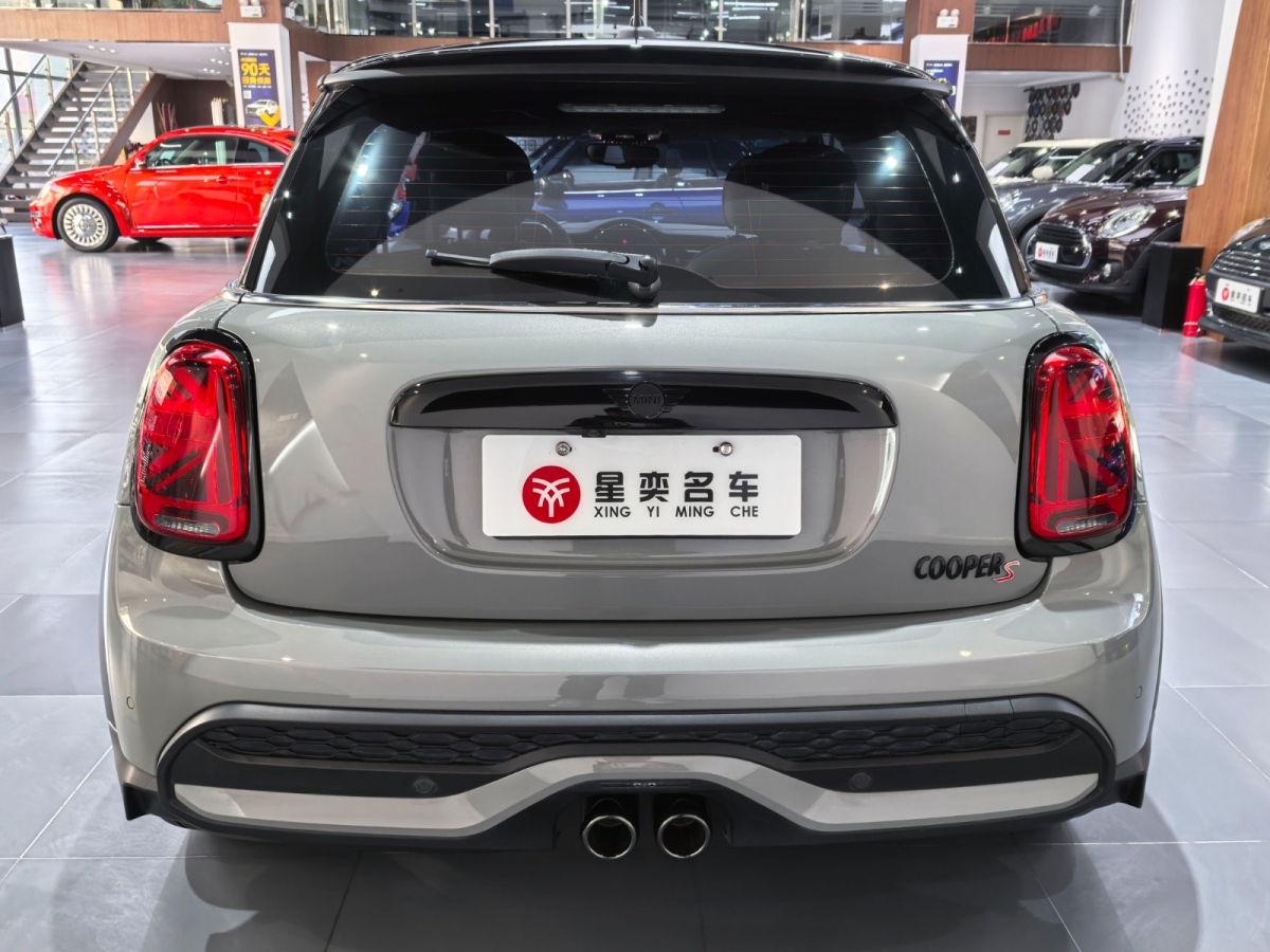 MINI MINI  2023款 2.0T COOPER S 藝術(shù)家圖片