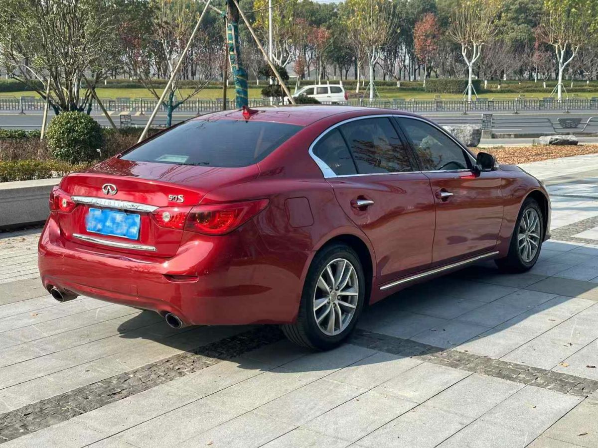 英菲尼迪 Q50L  2015款 2.0T 悅享版圖片