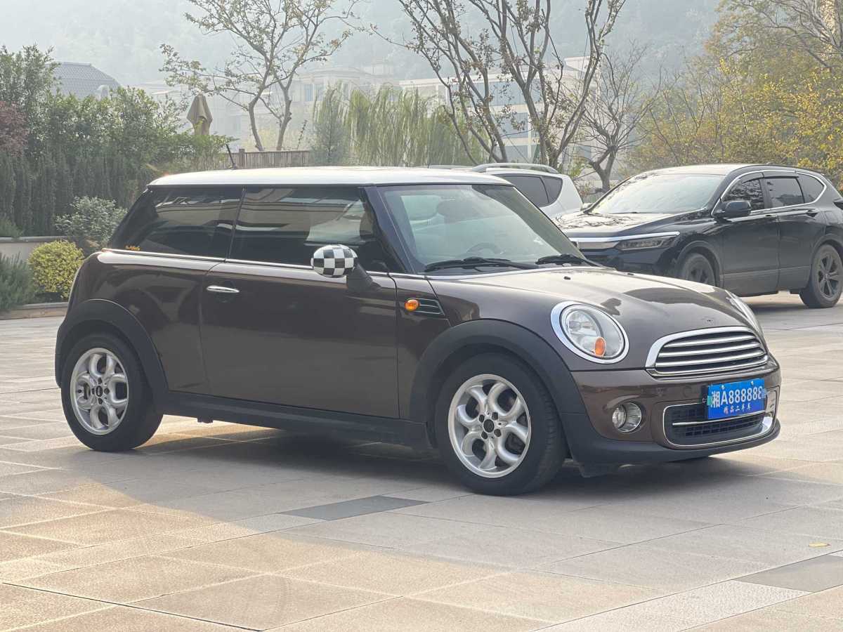 MINI COUNTRYMAN  2011款 1.6L COOPER Fun圖片