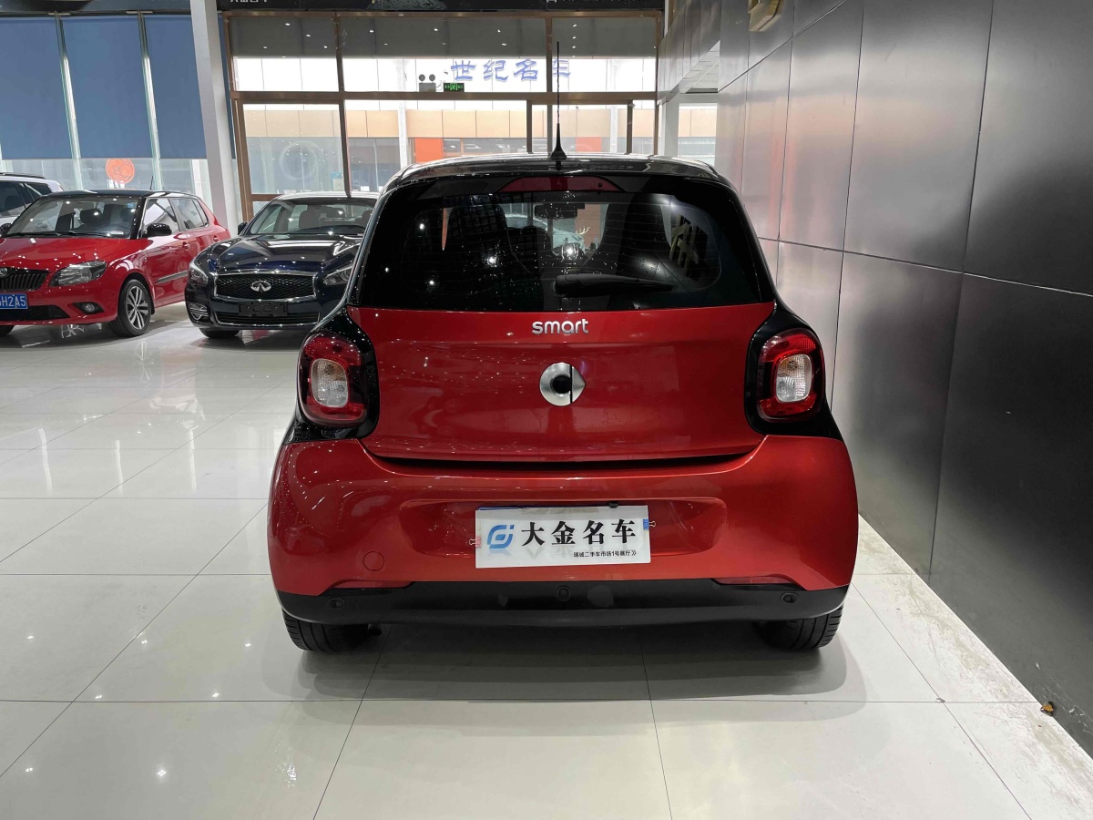 smart forfour  2016款 0.9T 66千瓦先鋒版圖片