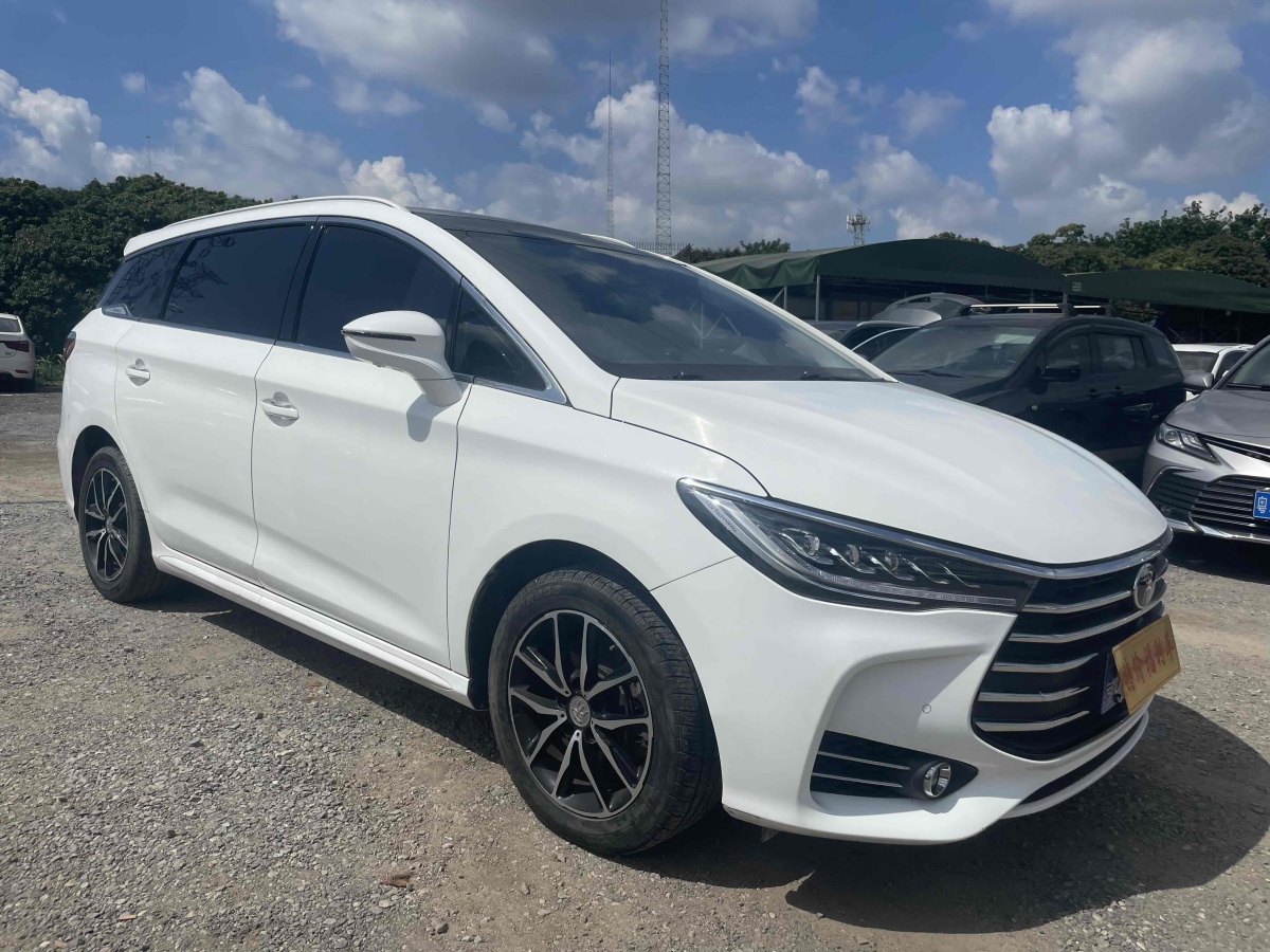 比亞迪 宋MAX  2017款 1.5T 自動智聯(lián)尊貴型 7座圖片