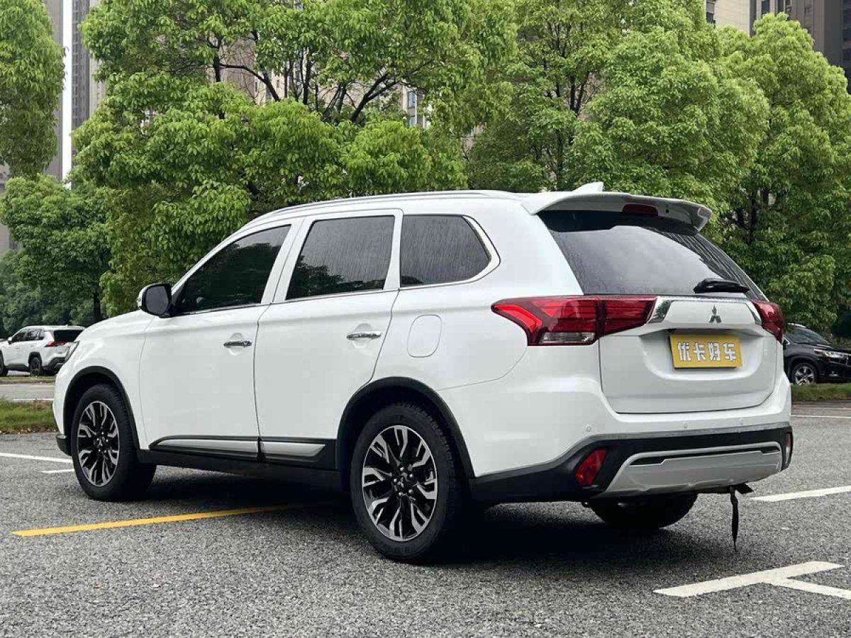 三菱 歐藍德  2019款 2.4L 四驅致享版 5座 國VI圖片