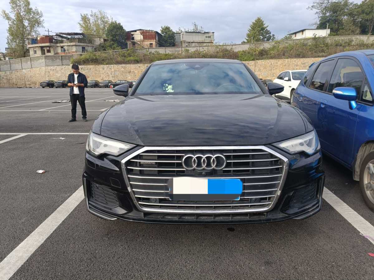 奧迪 奧迪A6L  2021款 45 TFSI quattro 臻選動(dòng)感型圖片