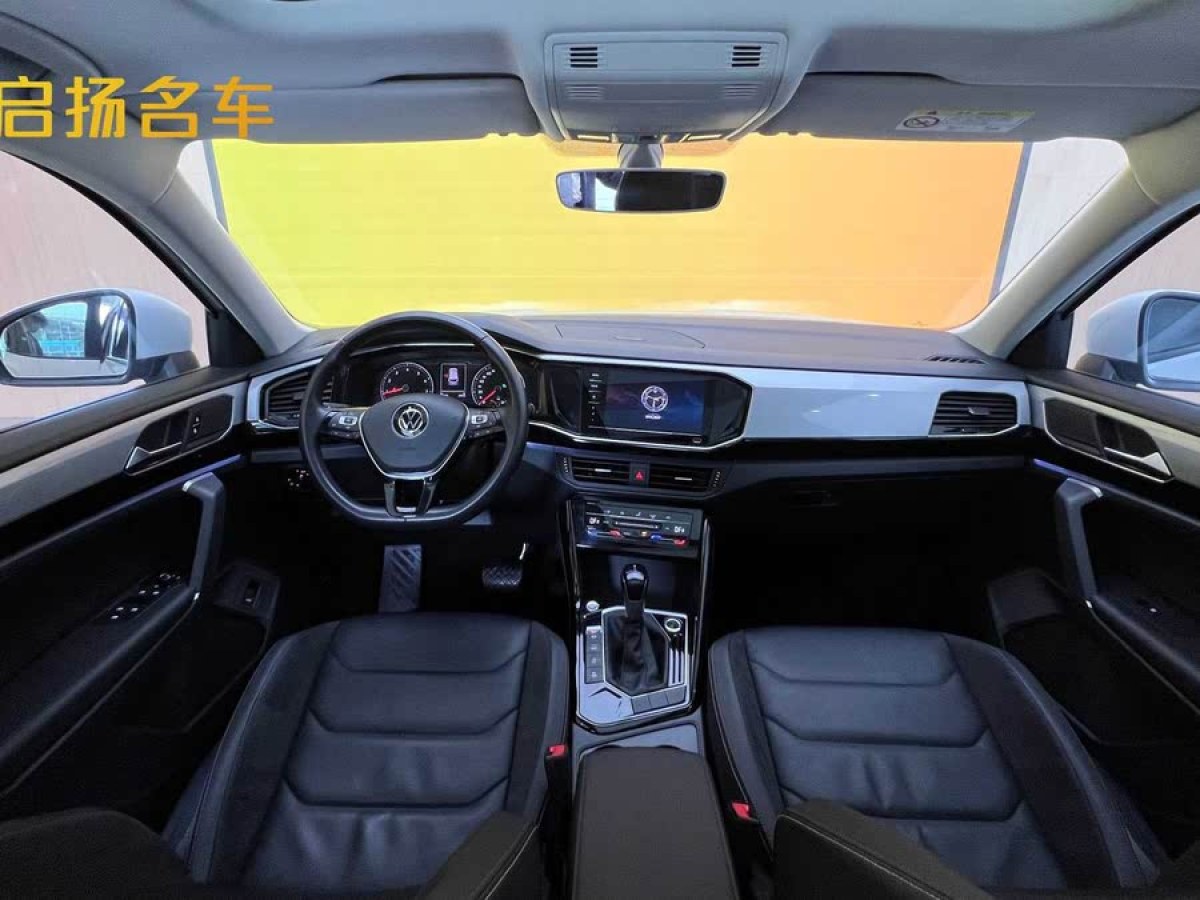 大眾 探岳  2022款 330TSI 兩驅(qū)豪華智聯(lián)版圖片